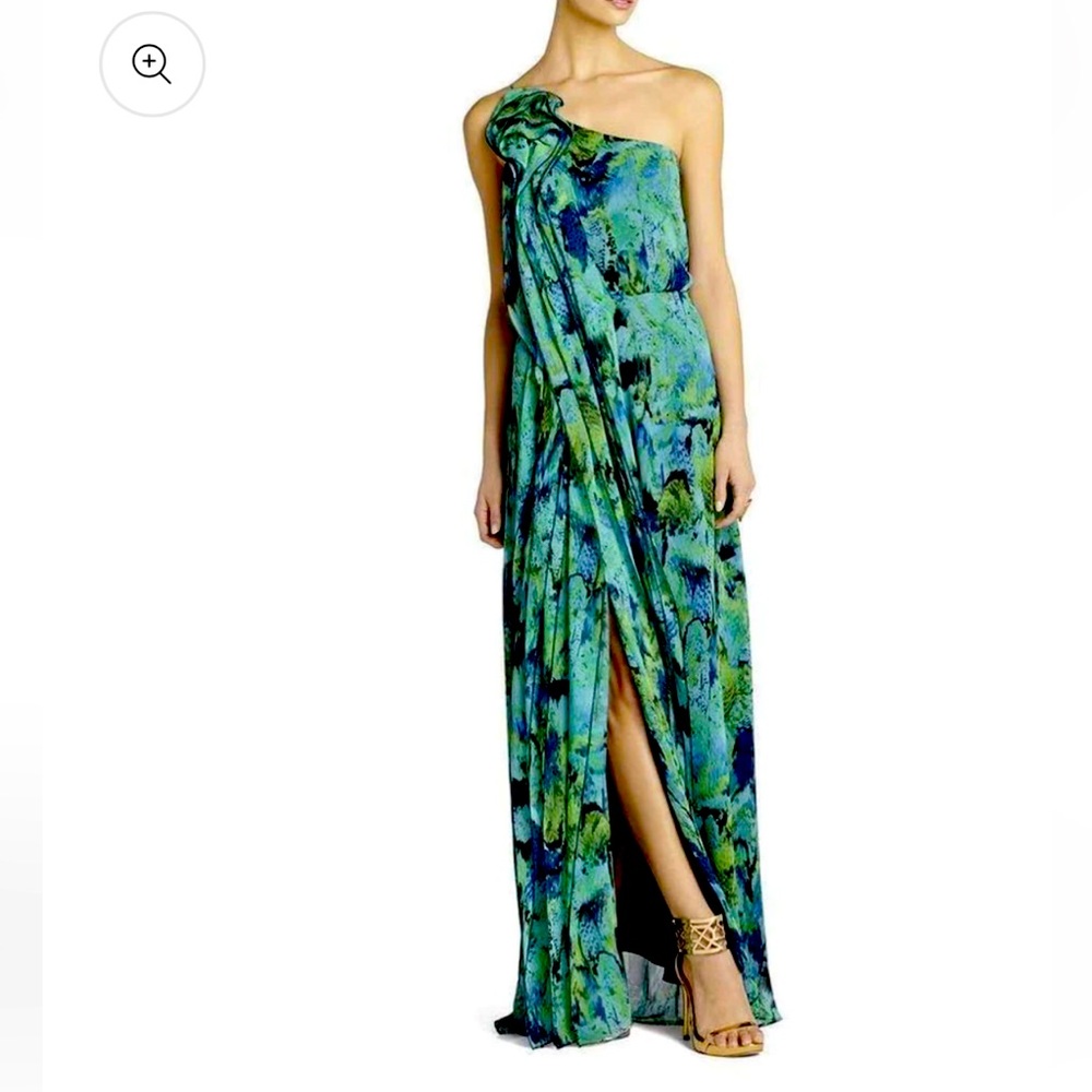 Beautiful one shoulder dress